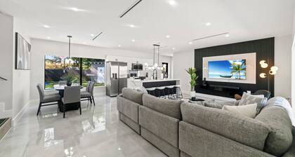 Modern 5BR Dream: Courts/Playground & Heated Pool