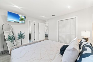 5 bedrooms, iron/ironing board, travel crib, free WiFi