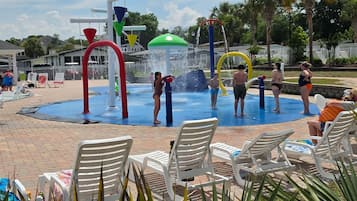 Apartment, 2 Bedrooms | Children's area