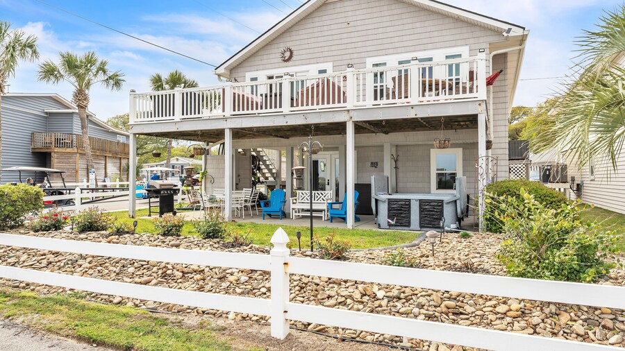 Coastal Camelot - Walk To Surfside Beach 2 Bedroom Duplex