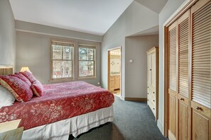Condo, 3 habitaciones | 3 habitaciones, tabla de planchar con plancha, cunas y wifi gratis 