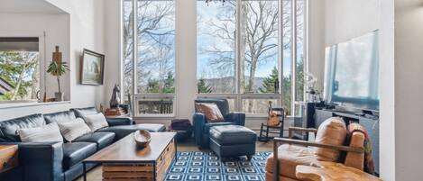 Maison, 4 chambres | Coin séjour