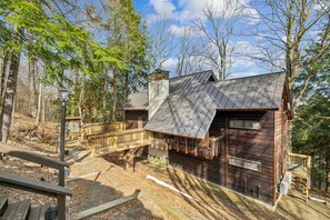 House, 4 Bedrooms | Exterior