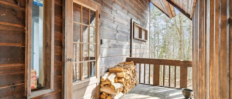 House, 4 Bedrooms | Terrace/patio