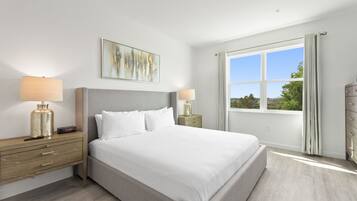 Townhome, 6 Bedrooms | 6 bedrooms, laptop workspace, iron/ironing board, free WiFi