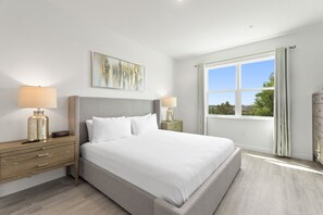 Stadtwohnung, 6 Schlafzimmer | 6 Schlafzimmer, Schreibtisch, laptopgeeigneter Arbeitsplatz