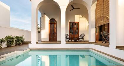 Heritage Stay in Jaipur's Pink City Oasis