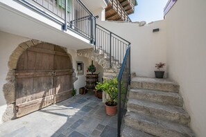 Property grounds - Casa del sole in the Moletta area, a corner of paradise just outside Arco (Arco)