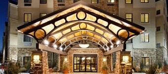Indoor Pool, Hot Tub, Free Wi-Fi, Free Breakfast | Close to Ford World HQ