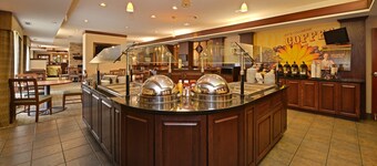 Free Breakfast, Free Wi-Fi | Indoor Pool, Hot Tub, Business Center