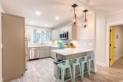 Adorable 3 Bedroom Family Getaway