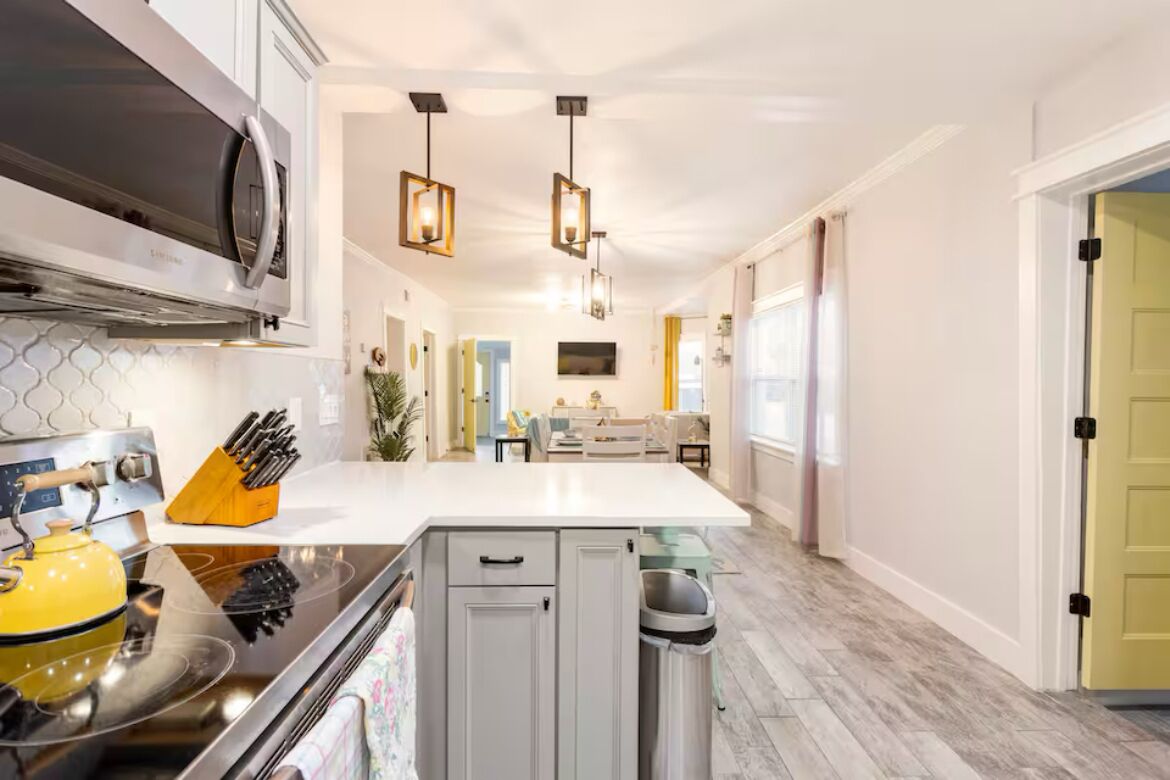 Mikrowelle, Ofen, Herdplatte, Geschirrspüler