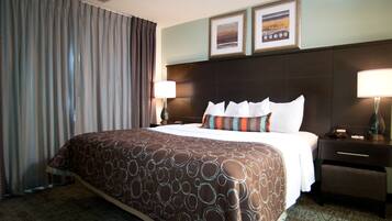 2 chambres, coffres-forts dans les chambres, fer et planche Ă repasser