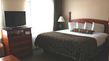 1 bedroom, in-room safe, iron/ironing board, free WiFi