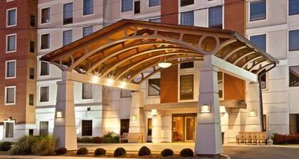 2 Double Beds 1-BR Suite | Free Breakfast Indy
