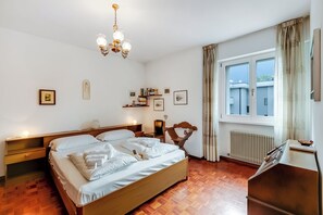 2 間臥室、熨斗/熨衣板、免費無線上網、床單