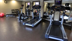 Fitness facility - Air-Conditioned Studio near Downtown San Jose | FREE Shuttle (Milpitas)