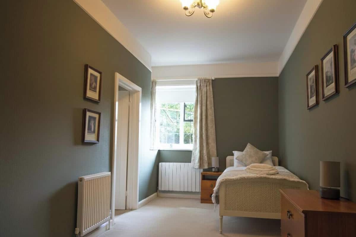 Chambre Simple Classique, salle de bains attenante | Wi-Fi gratuit