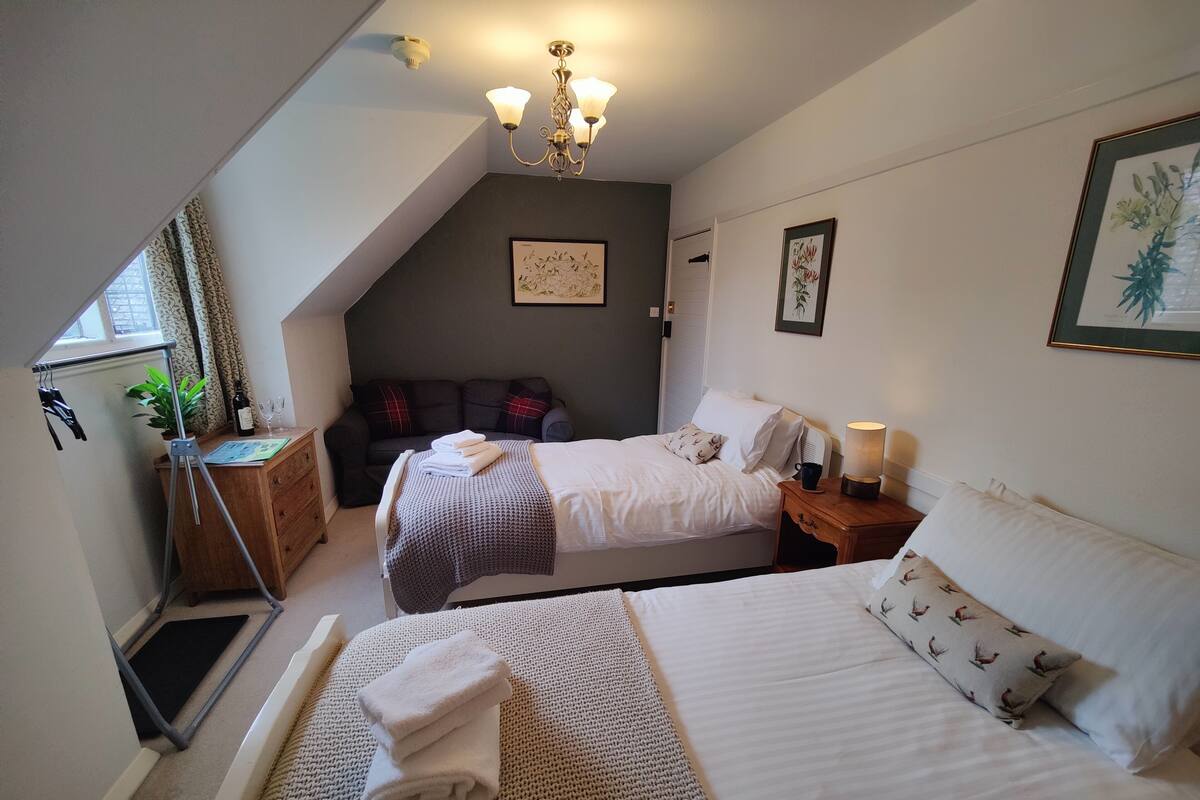 Standard Twin Room, Shared Bathroom, Garden View (Nutscale) | 1 bedroom, free WiFi
