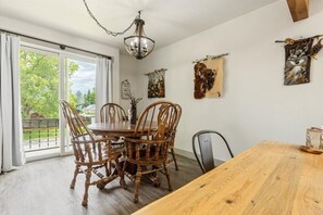 Dining - Cozy, Spacious, and Central Townhome in Kalispell (Kalispell)