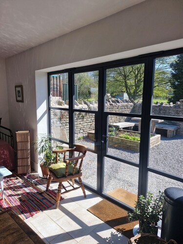 The Potting Shed - Dog Friendly Cottage with Fields to Roam near Glastonbury