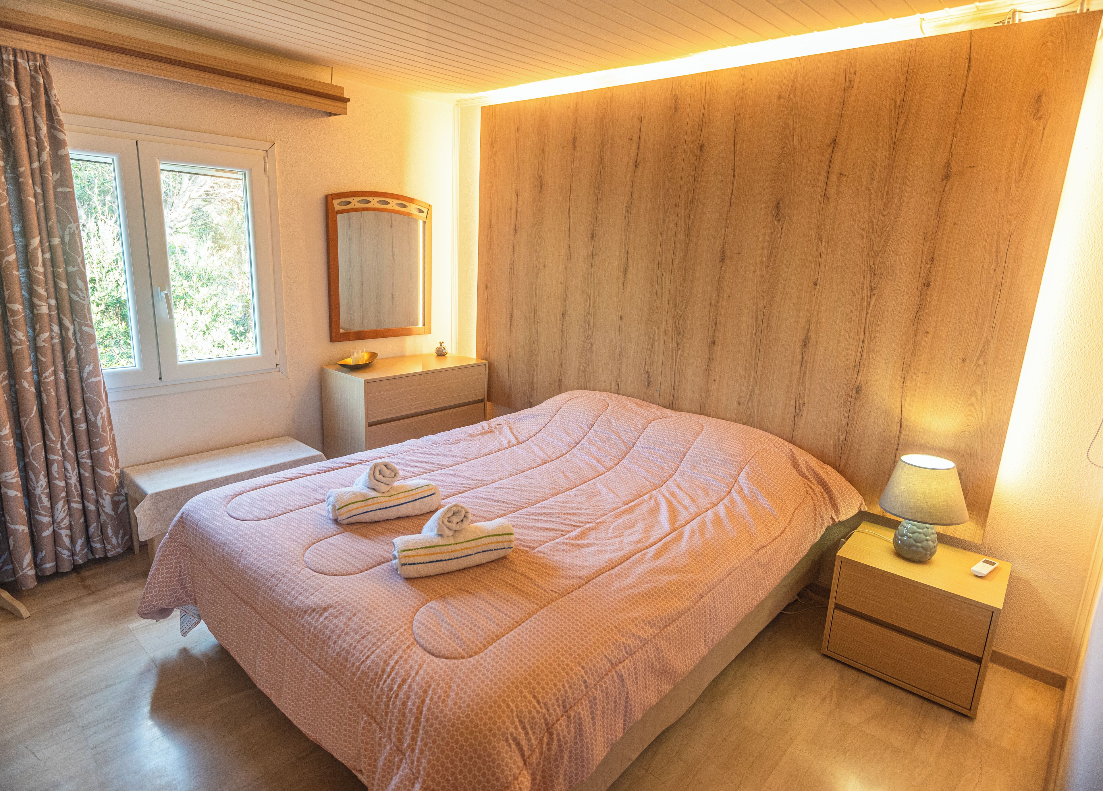 Villa Exclusive, vue mer | 1 chambre, coffres-forts dans les chambres, chambres insonorisées