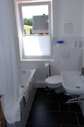 Hair dryer, towels, soap, toilet paper - The perfect vacation in Saxon Switzerland at any time of year #2 (Gohrisch)