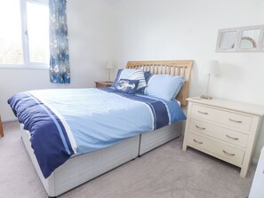 3 bedrooms, individually decorated, individually furnished, free WiFi - Seafield (Holyhead)