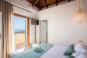 3 bedrooms, iron/ironing board, WiFi
