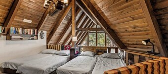 Rustic A-Frame Private Cabin Getaway in Munds Park