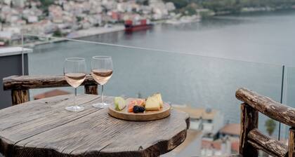 Suite 4 on the hill - Stunning Panoramic View