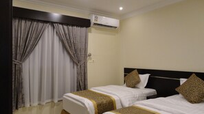 3 bedrooms, iron/ironing board, bed sheets