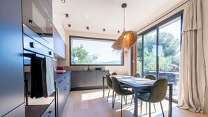 Unclassified image, 2 of 44, button - Wonderful Villa, swimming pool and parking (Nice)