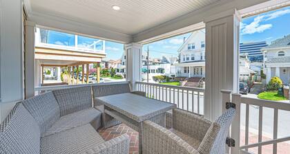 Now avail. Beach Block Getaway