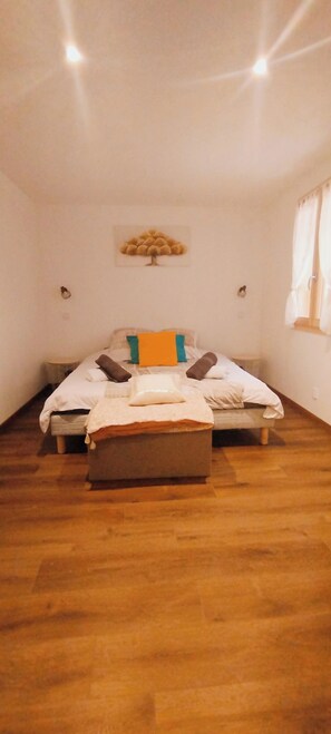 1 chambre, Wi-Fi gratuit, draps fournis