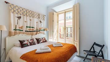 3 slaapkamers, een strijkplank/strijkijzer, wifi, beddengoed