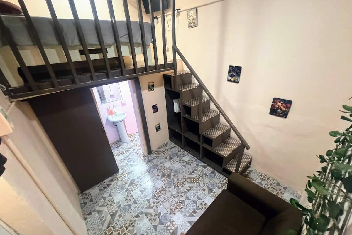 经济单人房, 城市景观 | 办公桌、笔记本电脑工作区、免费 WiFi