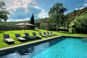 Seasonal outdoor pool