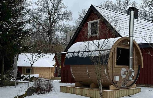 Ferienhaus Emålund - direkt am Fluss, Sauna, Kanu, Badezuber