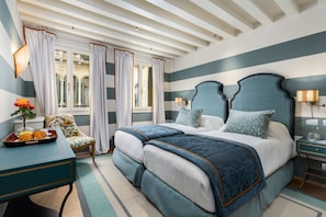 6 habitaciones, tabla de planchar con plancha y wifi gratis