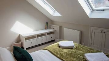 1 soverom, strykejern/-brett, reiseseng for barn og wi-fi