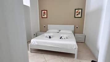 Classic Apartment | 1 bedroom, iron/ironing board, free WiFi