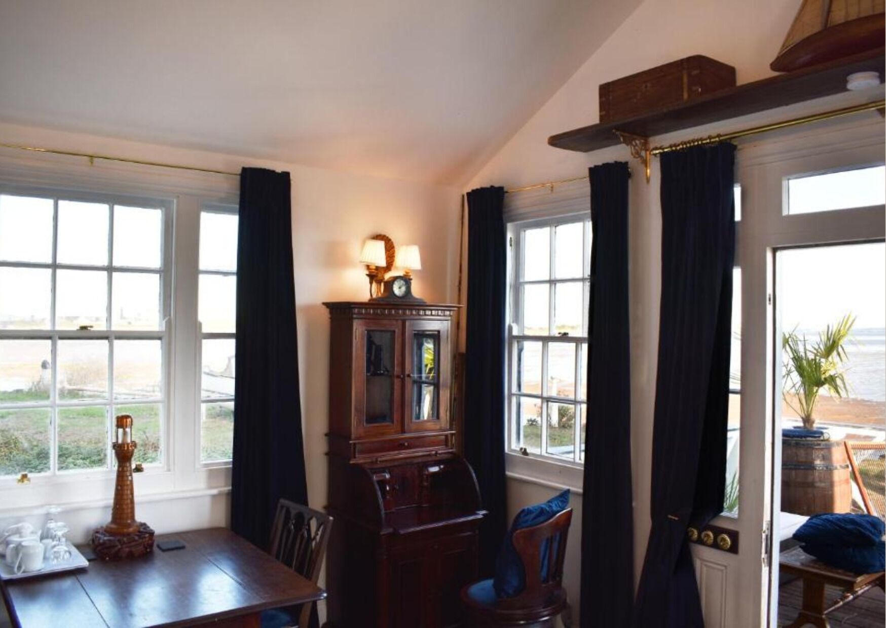 Loft, 1 Bedroom, Smoking, Patio | Dining