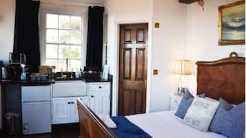 Loft, 1 Bedroom, Smoking, Patio | 1 bedroom