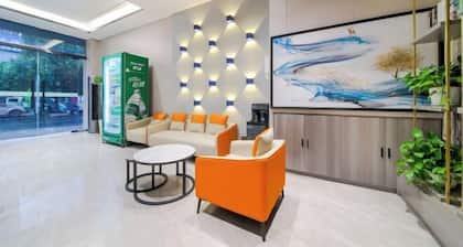 7Days Inn Hotel (Zhoukou Wuyi Square City Central Hospital)