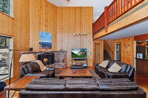 TV, fireplace, offices