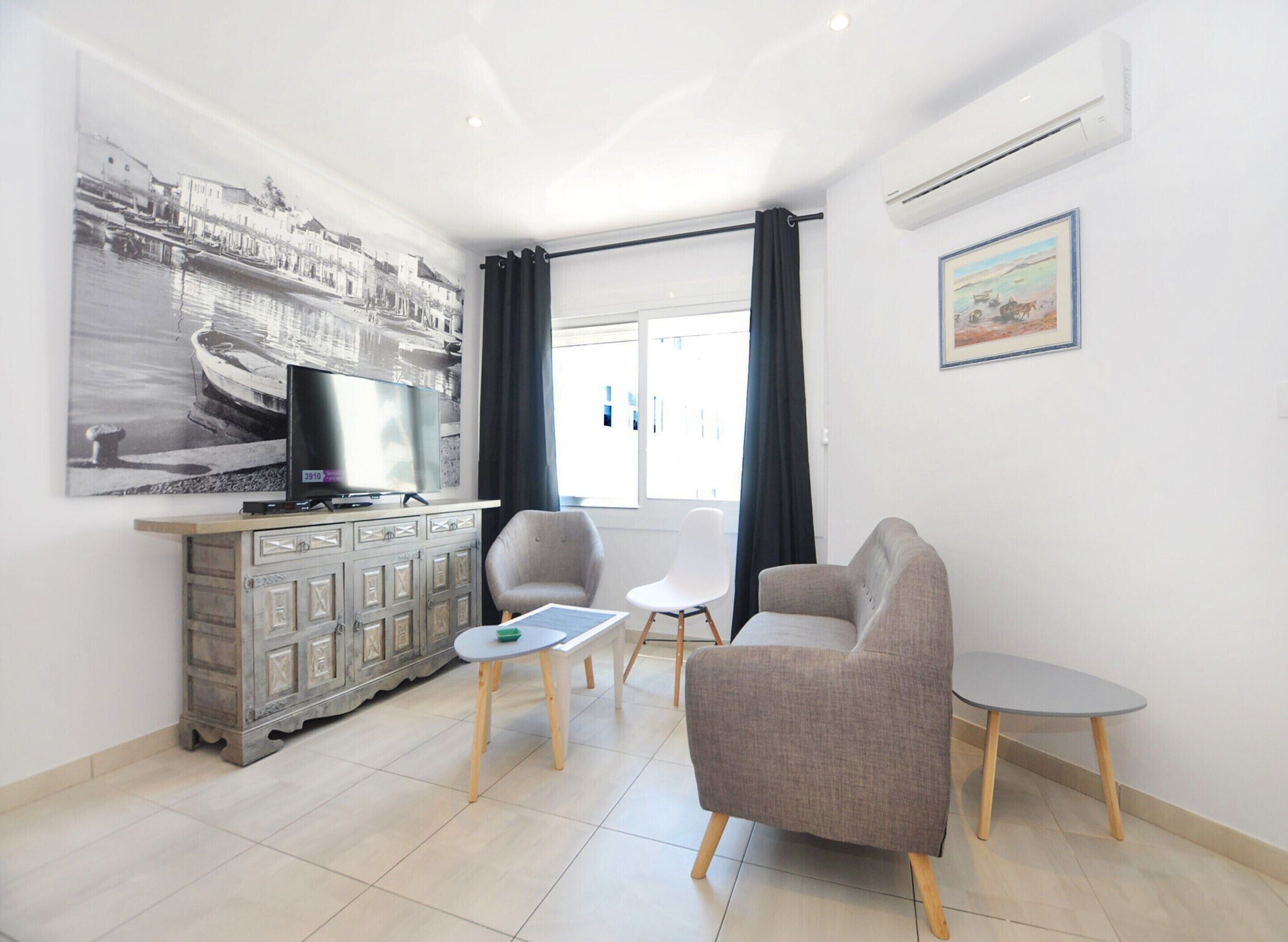 Apartment | Living room