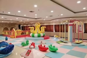 兒童遊樂區