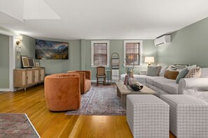 Smart TV, fireplace, offices