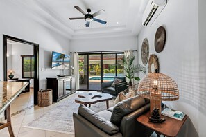 House, Garden View | Living area | TV